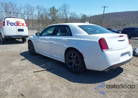 2021 Chrysler 300 Touring L from USA, damaged, VIN 2C3CCAAG6MH680062